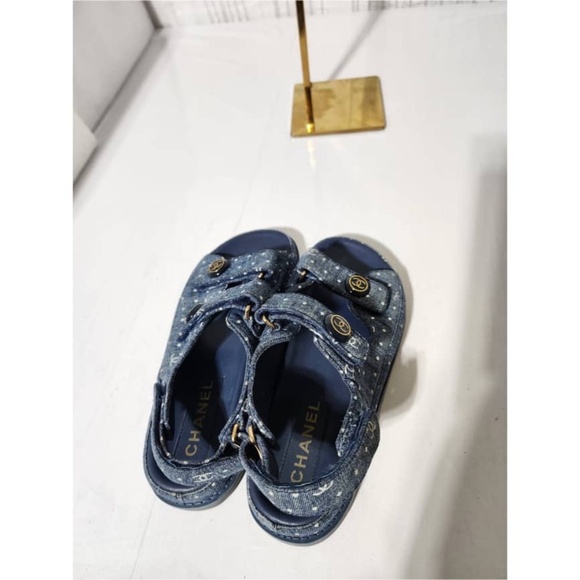 Authentic Chanel Denim Dad Interlocking Slingback Sandals Blue - Picture 4 of 10